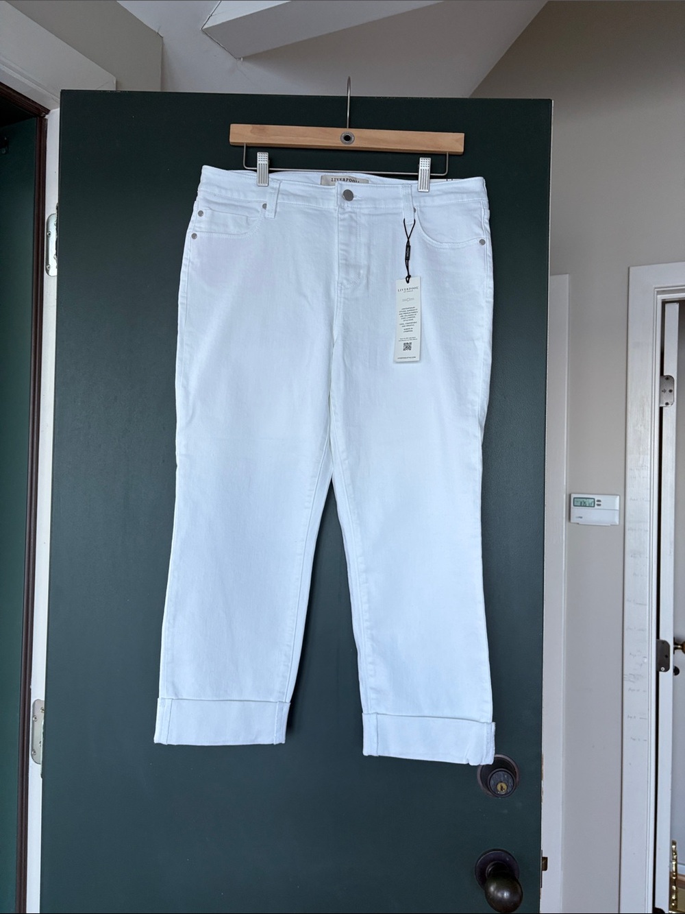 Liverpool Jeans Company White Cropped Cuff Jeans - Women's